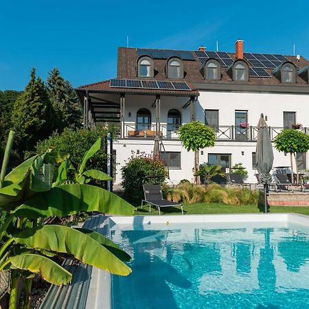 Katzer Villa Badacsonytördemic Екстериор снимка
