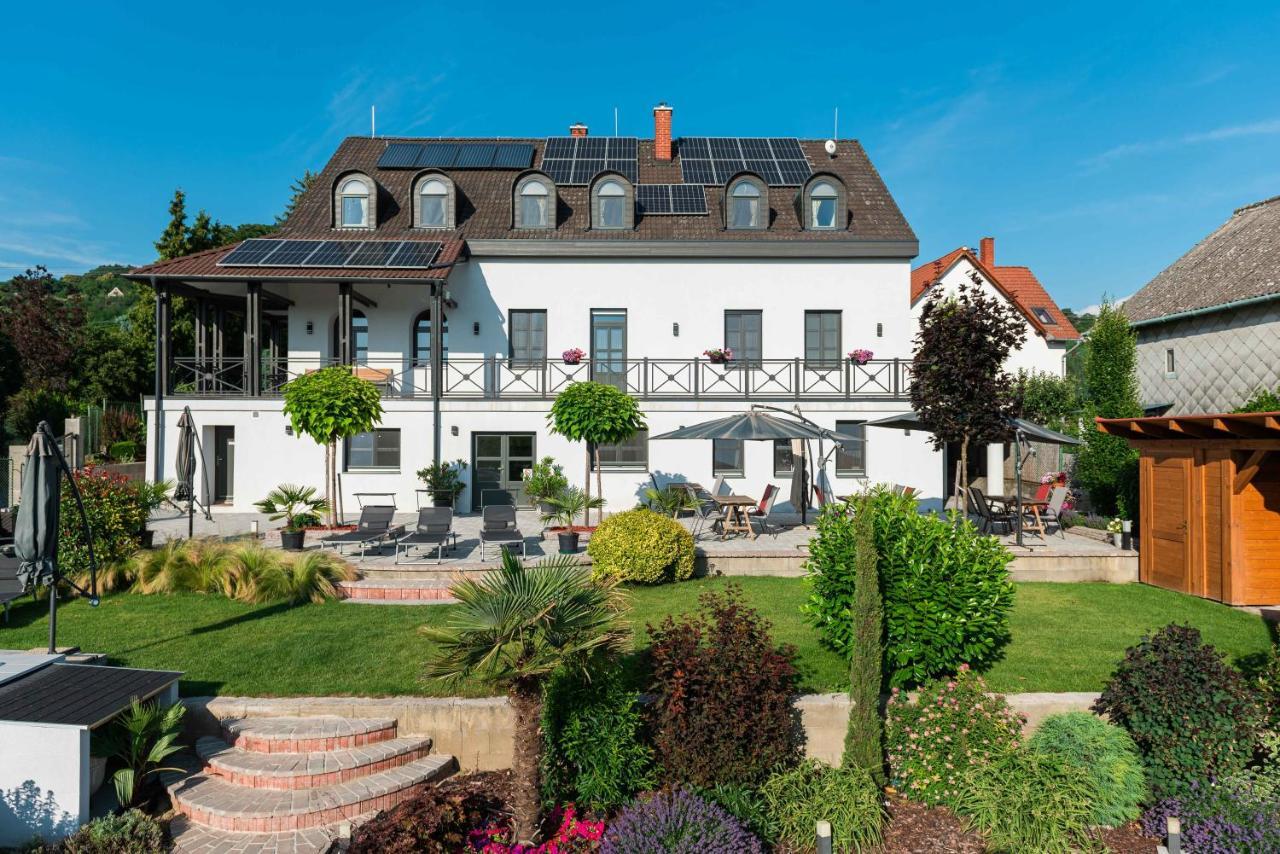 Katzer Villa Badacsonytördemic Екстериор снимка